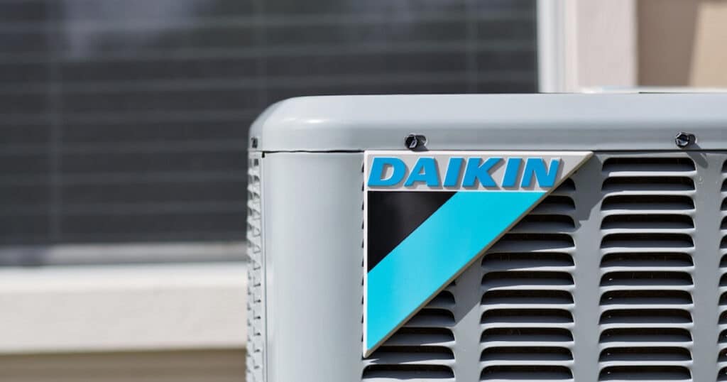 Daikin top of consenser